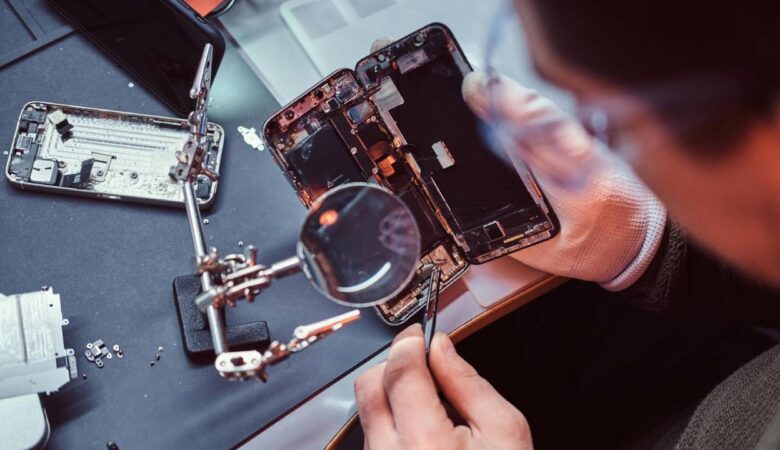 iPhone Repair 101: How To Fix A Software Glitch?