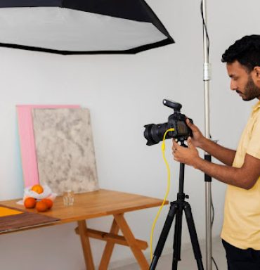 How to Build a Successful Career in Photography: Essential Tips for 2025